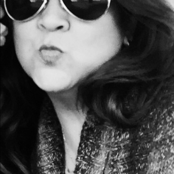 Meet your Posher, Griselda - Picture 4 of 4